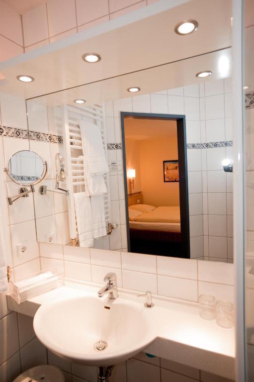 Akzent Hotel Hubertus Melle Zewnętrze zdjęcie